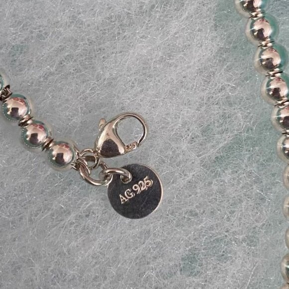 Tiffany & Co. Mini Heart Tag Bead Bracelet - Picture 2 of 4